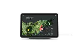 Google Pixel Tablet | Googleの10.95型Androidタブレット、置いても持っても使いやすいモデル