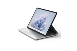 Surface Laptop Studio 2 | マイクロソフトのWin11搭載14.4型2in1、従来モデルから2倍性能向上