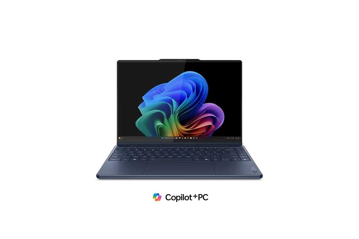 Yoga i Gen10 シリーズ | LenovoのWin11搭載のマルチモード2in1、CPUを